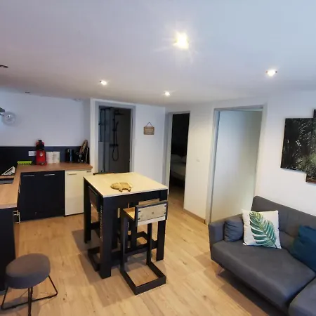 Gite 2 Chambres Avec Piscine Sernhac Exterior foto