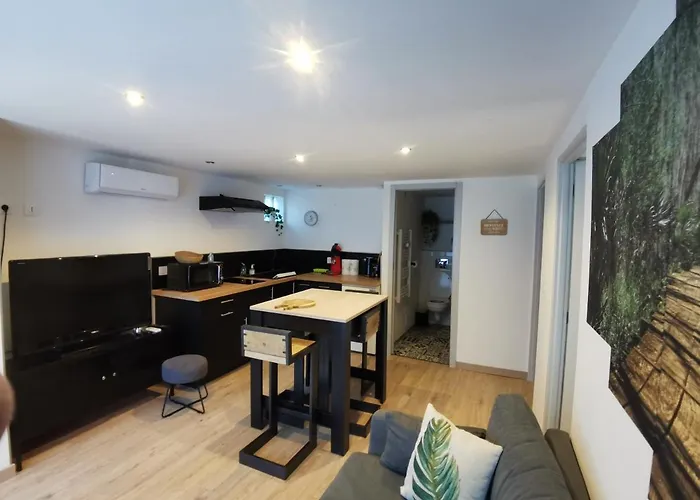 Gite 2 Chambres Avec Piscine